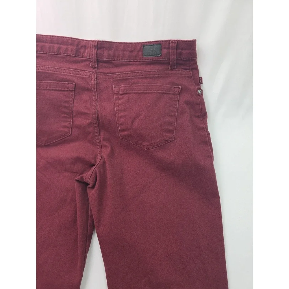 Lee Platinum Label Classic Fit Straight Leg Stretch Jeans, Red, Womens 31x24.5